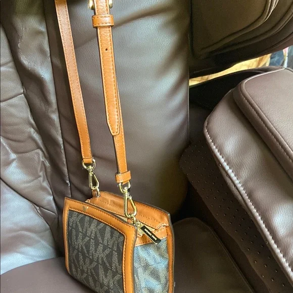 Michael Kors Brown and Tan Crossbody Bag - Picture 4 of 7